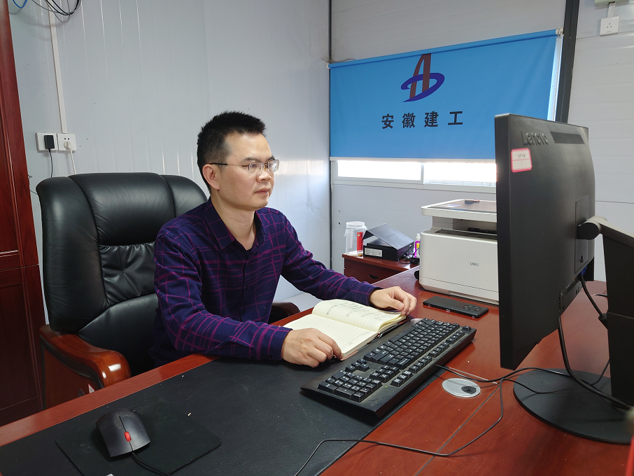 基層職工熱議黨的二十大系列報道（五） ：攻堅克難、奮勇前行，向公司交出一份份高質(zhì)量答卷！